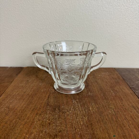 Vintage Clear Glass Depression Era Madrid Pattern Sugar Bowl - Picture 8 of 8